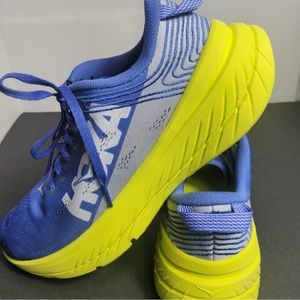 Hoka One One Women’s Carbon X Running Shoes